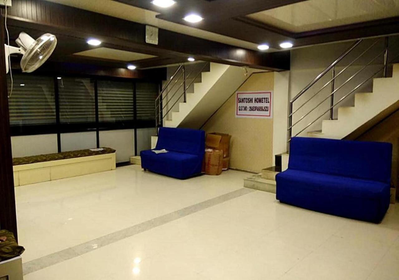 Hotel Santoshi Hometel Raichur Zewnętrze zdjęcie